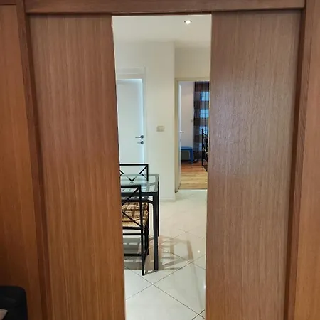 Dezela Apartment